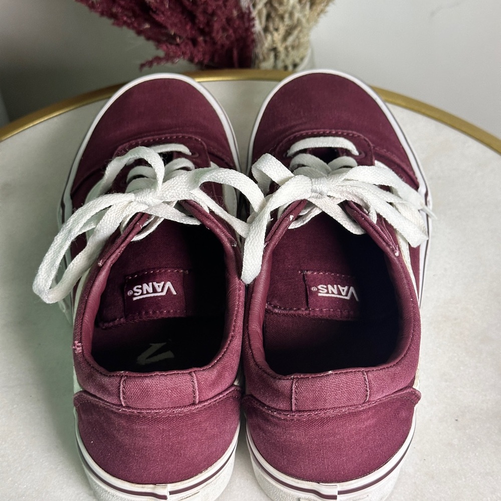 Women’s Vans Ward Canvas Burgundy Sneaker Skate Shoes size 7.5 - Picture 4 of 6